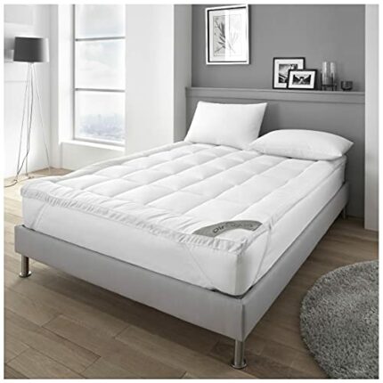 GC GAVENO CAVAILIA Luxury Air Cloud 4cm Deep Seersucker Topper, Super Soft Hotel Quality Breathable Mattress Toppers, 4Ft Double White