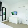 AVF Ultra Tilt TV Mount For Up To 39" - GL201