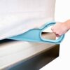 2 Pack Mattress Lifter Mattress Wedge Lifters for Changing Sheets Ergonomic Mattress Lifter Wedge Helps The Mattress Alleviating Back Pain