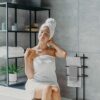 Relaxdays Rack, 3 Rails, H x W x D: 83 x 39 x 18 cm, Standing Towel Holder, Metal, Black