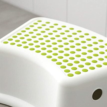 HomeZone Stepping Stool Children's Anti-Slip White Plastic Step Stool for Kids Non Slip Toilet Potty Training Aid for Children Safe Strong Durabl