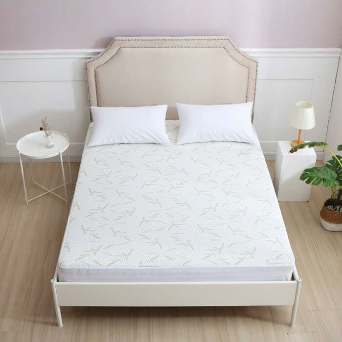 BUBBESHEEP 360° Zippered Bamboo Matress Protector (Full XL)