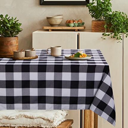 JOLLYTOP Gingham Tablecloth Wipe Clean Tablecloth Washable Table Cloth Rectangle Garden Table Cover Buffalo Check Table Cloth for Party Picnic Ki