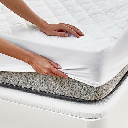 Pikolin Home - Fibre Quilted Mattress Protector for Mattresses up to 32 cm in height