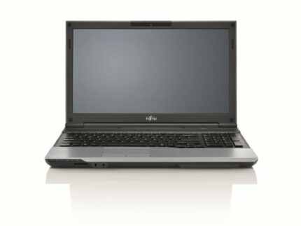 Fujitsu Lifebook A532 Intel® 2500 MHz 4096 MB Portable HD Graphics 4000