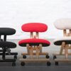 cinius Professional kneeling ergonomic chair without back, in several colours