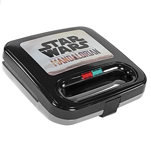 Star Wars Mandalorian Grilled Cheese Maker - UK Plug