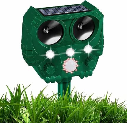 Cat Repellent Garden, Ultrasonic Solar Cat Deterrent, Waterproof Cat Repellent, Fox Repellent with 5 Modes & PIR Motion Sensor Flash, USB Chargin
